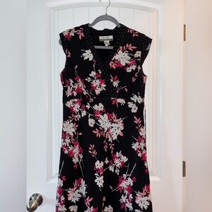 Nine & Co Pink and White V-Neck Midi Sundress